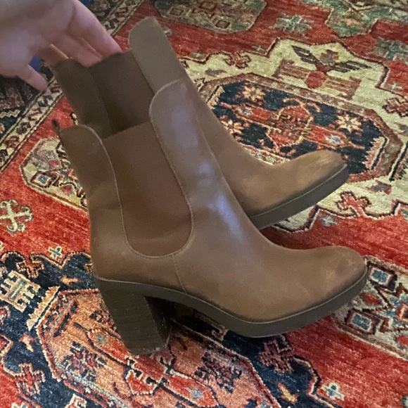 Crown vintage brown leather booties - Picture 1 of 6